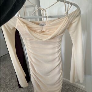 oh polly odyssey fluted sleeve mini dress in ivory - size 0